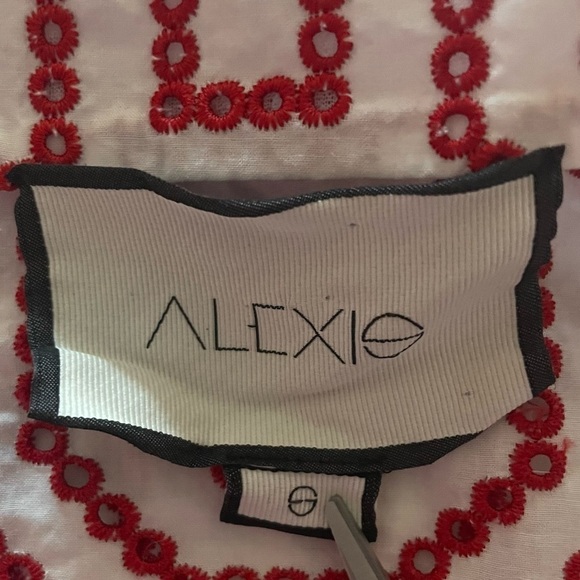 Alexis Micael Embroidered Eyelet Off-The-Shoulder Top Red White Small - Picture 6 of 13